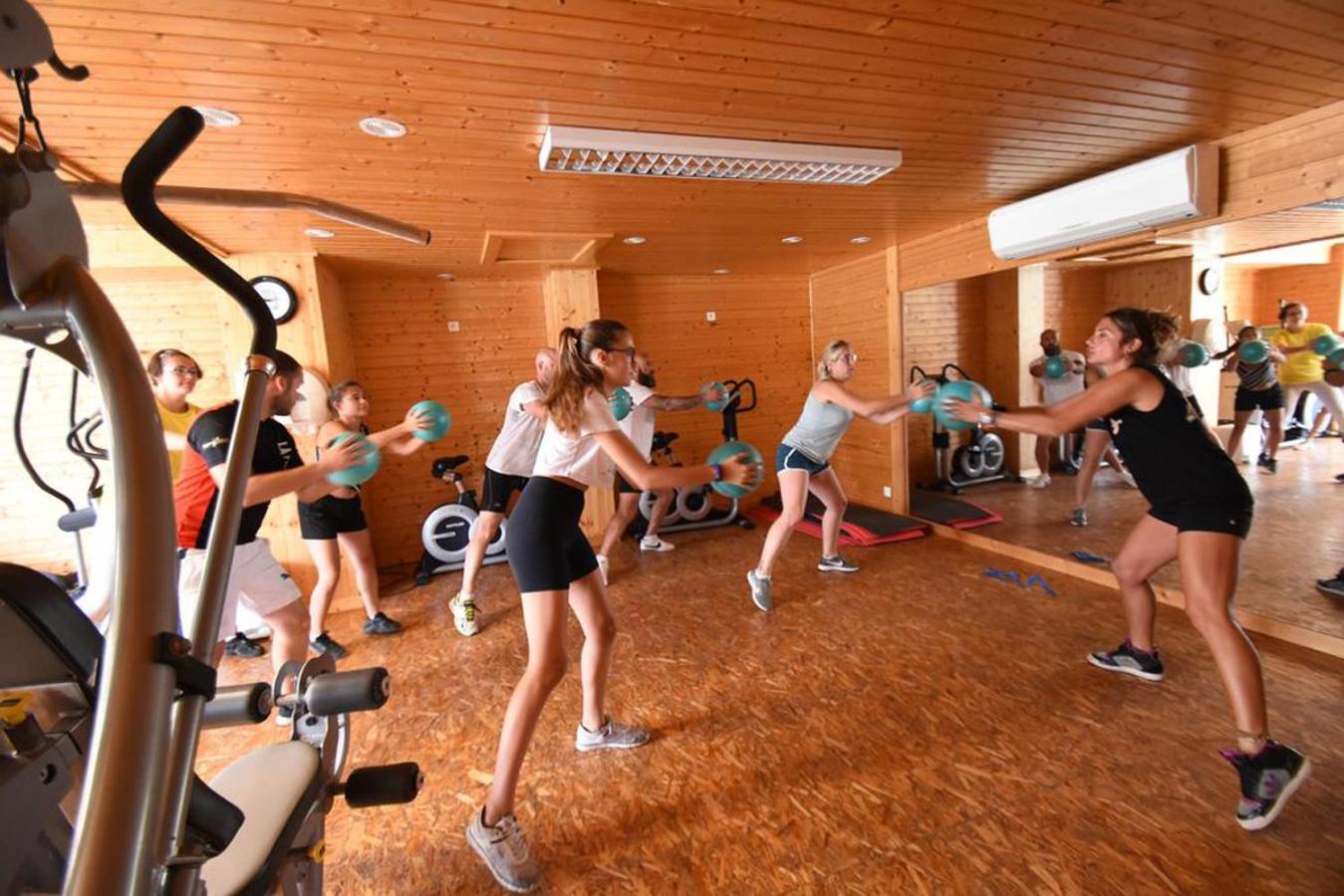 Vias-Plage Camping Les Salisses Quality Holidays Екстер'єр фото