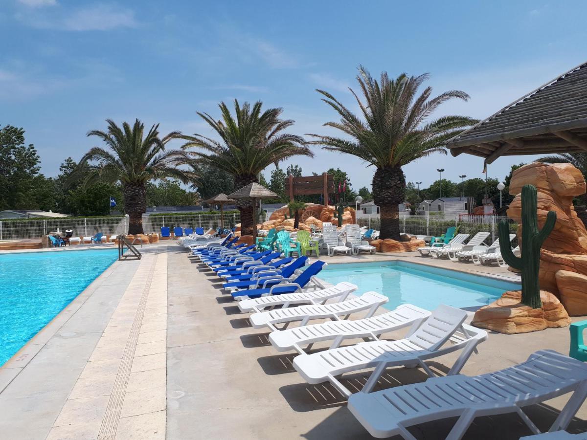 Vias-Plage Camping Les Salisses Quality Holidays Екстер'єр фото