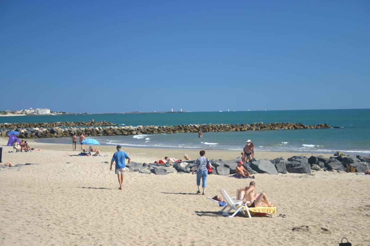 Vias-Plage Camping Les Salisses Quality Holidays Екстер'єр фото